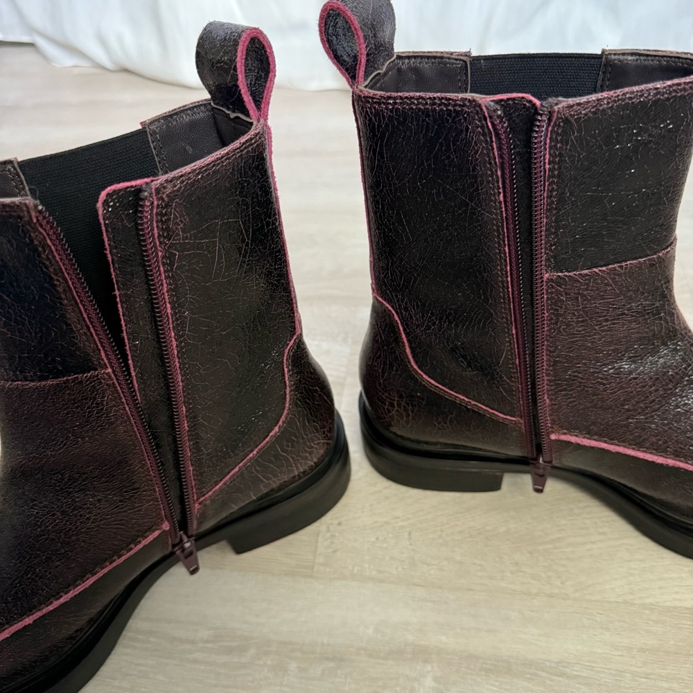 Free People distressed Black purple leather Boots - Picture 9 of 12